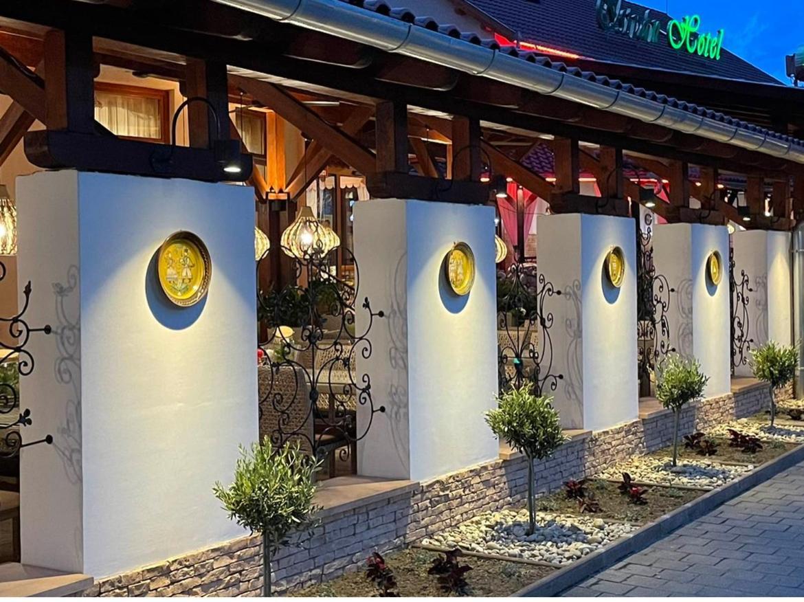 Istvan Parkhotel Es Gasztrofarm Sormás Exterior foto